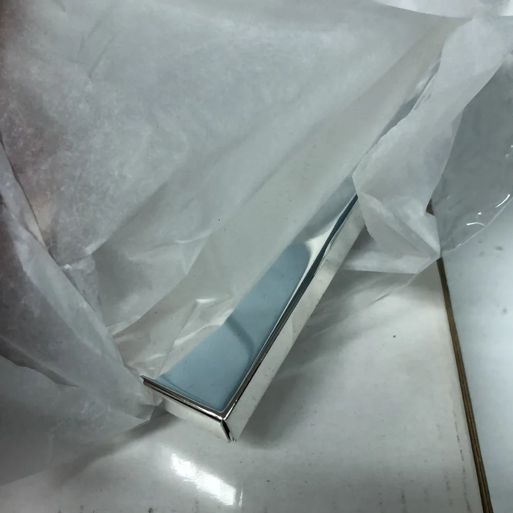 Lot of 2 Vera Wang Silver Plated Metal‎ Frame  3” x 5” Retired New #T834454VW